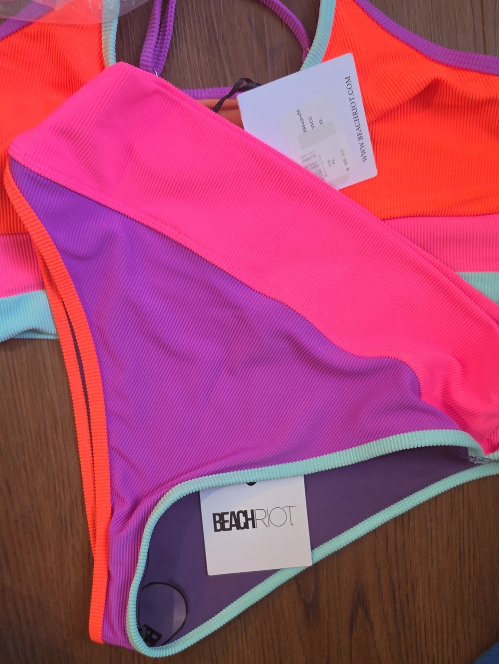 Beach Riot Neon Bikini XL - Picture 8 of 9
